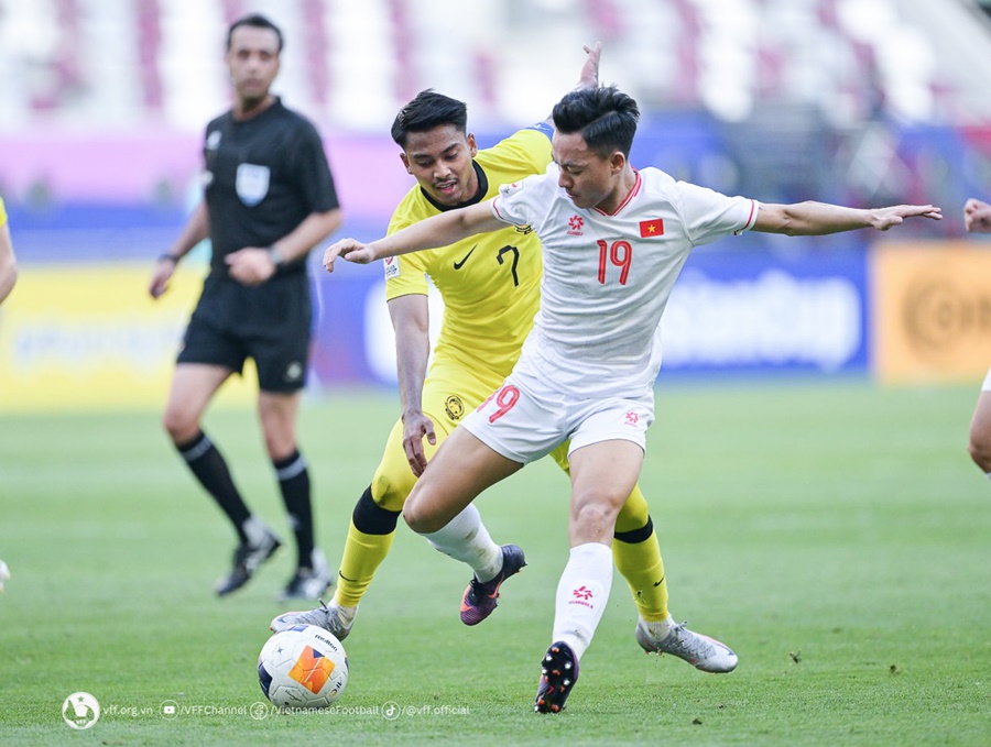 Danh sách các đội vào tứ kết U23 châu Á 2024: Việt Nam, Indonesia gọi, Thái Lan không trả lời Danh sách các đội vào tứ kết U23 châu Á 2024: Việt Nam, Indonesia gọi, Thái Lan không trả lời