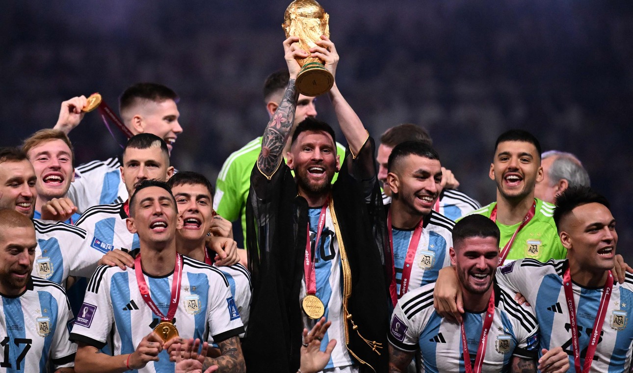 Tuyển Argentina kỷ niệm 1 năm đứng đầu bảng xếp hạng FIFA