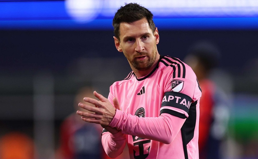Messi còn kém Ronaldo bao nhiêu bàn sau khi lập cú đúp cho Inter Miami?