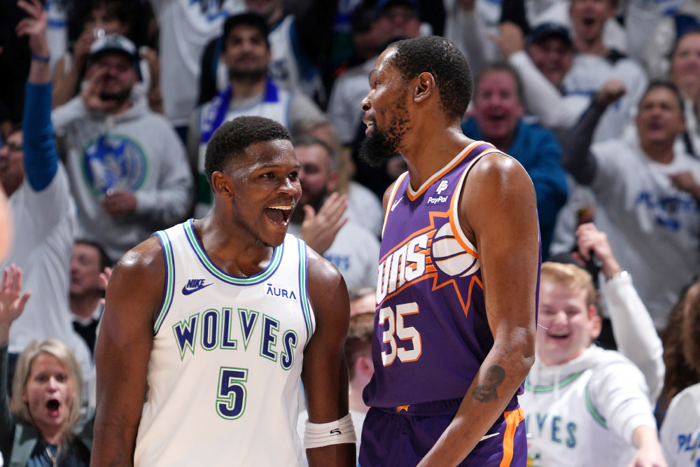 Từ chối 49 PTS của Booker, Minnesota Timberwolves thắng series Playoffs đầu tiên sau 20 năm chờ đợi Từ chối 49 PTS của Booker, Minnesota Timberwolves thắng series Playoffs đầu tiên sau 20 năm chờ đợi