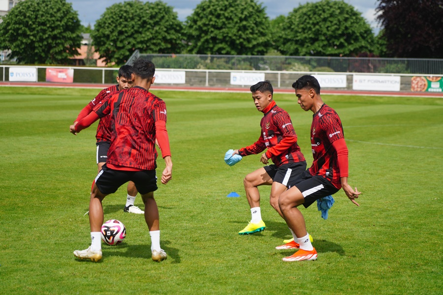 U23 Indonesia mệt mỏi, HLV Shin Tae Yong than phiền trước trận cầu sinh tử tranh vé dự Olympic 2024 U23 Indonesia mệt mỏi, HLV Shin Tae Yong than phiền trước trận cầu sinh tử tranh vé dự Olympic 2024