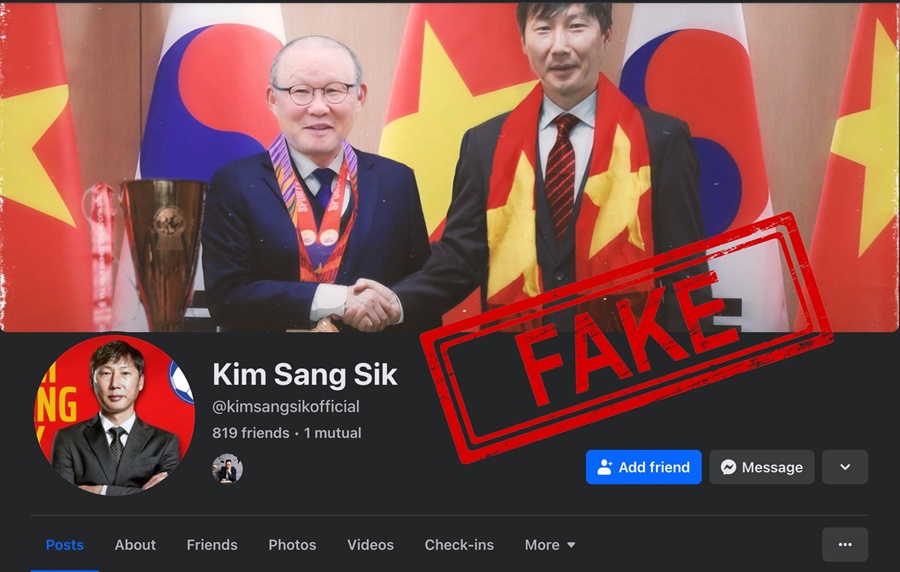 HLV Kim Sang Sik bị giả mạo tài khoản mạng xã hội