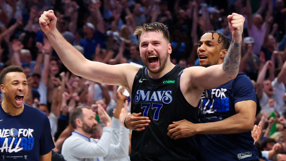 Dallas Mavericks thắng nghẹt thở trên vạch ném phạt, Luka Doncic trở lại chung kết miền Tây NBA Playoffs 2024 Dallas Mavericks thắng nghẹt thở trên vạch ném phạt, Luka Doncic trở lại chung kết miền Tây NBA Playoffs 2024