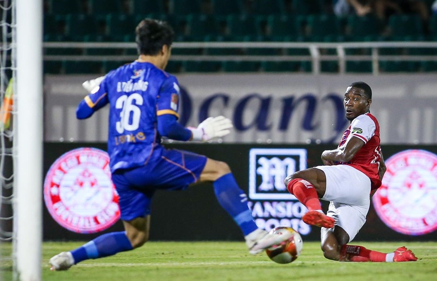 HAGL thảm bại, nỗi lo đá play-off trụ hạng lại hiện về