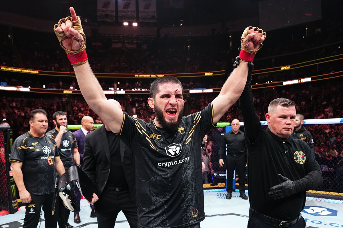 Islam Makhachev phản hồi lại bình luận "không phải số 1 UFC" từ Dana White