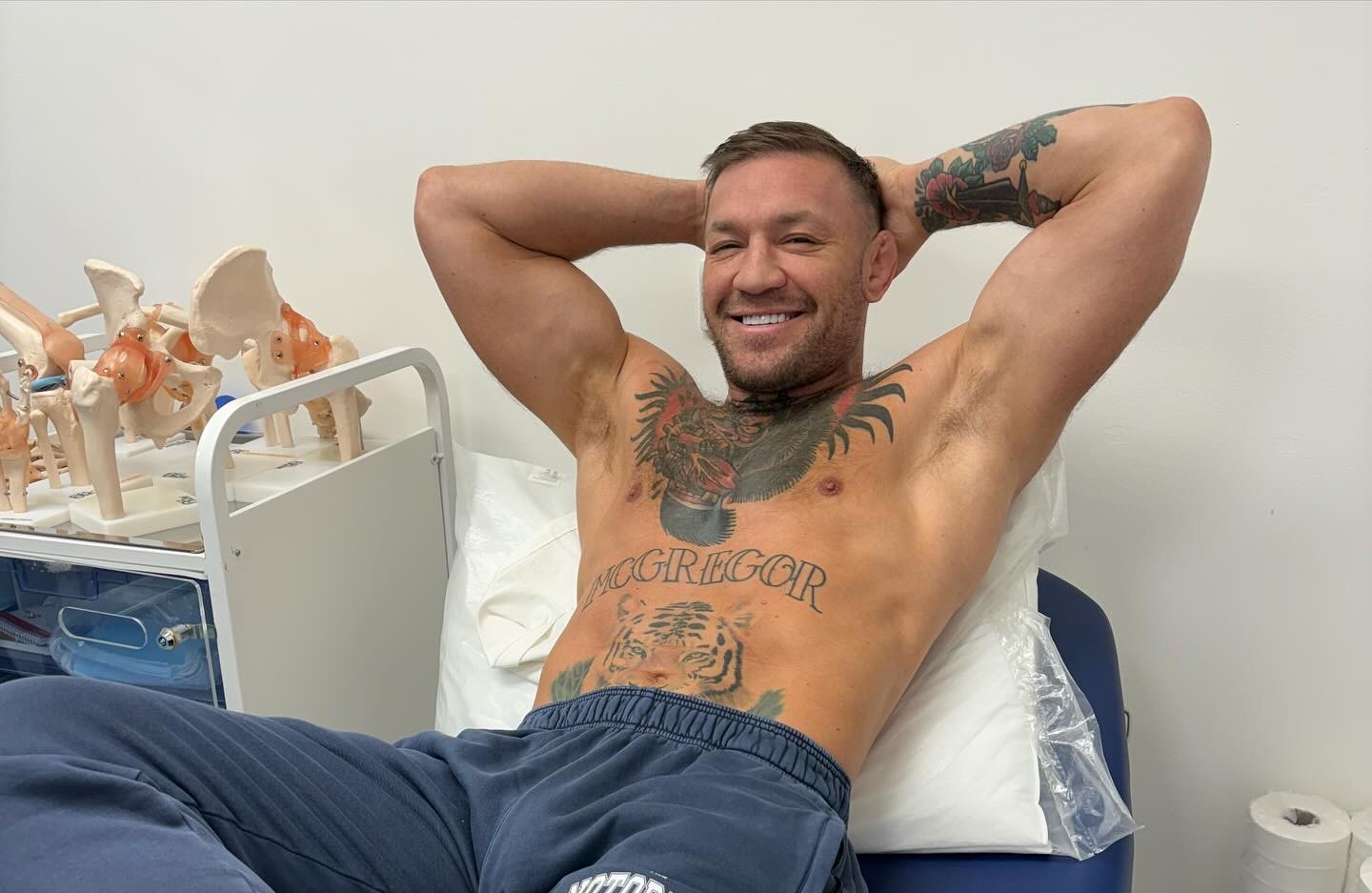 Conor McGregor khiến UFC 303 lung lay vì loạt tin đồn