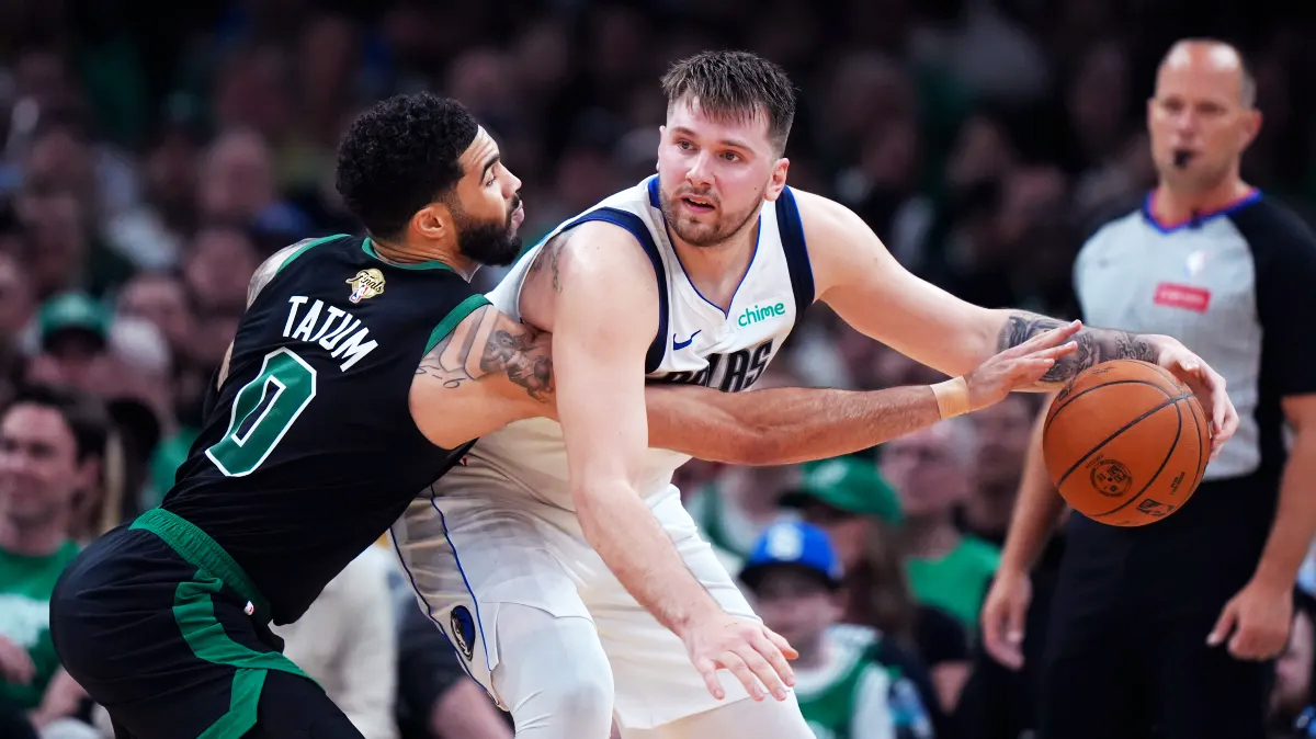 Nhận định bóng rổ NBA Finals 2024 Game 3 - Dallas Mavericks vs Boston Celtics ngày 13/6: Cơ hội cuối cho Kyrie, Luka