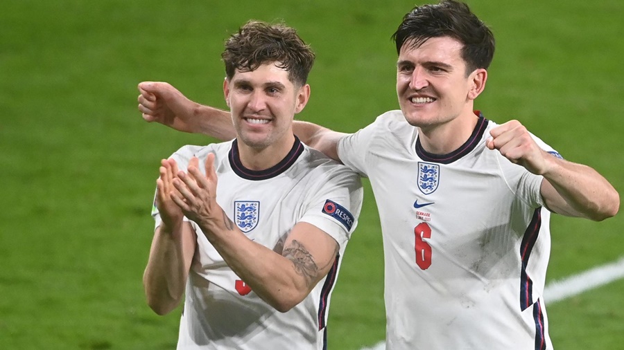 Tuyển Anh chưa đá, trung vệ Man City cảm thấy nhớ… Harry Maguire