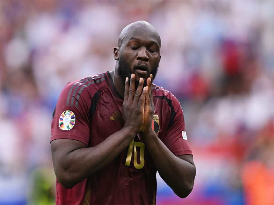 Cận cảnh công nghệ khiến Lukaku bị từ chối bàn thắng
