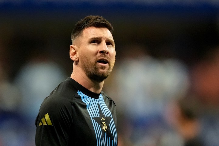 Kỷ lục Messi đạt được ngay khi v&agrave;o s&acirc;n trong trận mở m&agrave;n Argentina gặp Canada