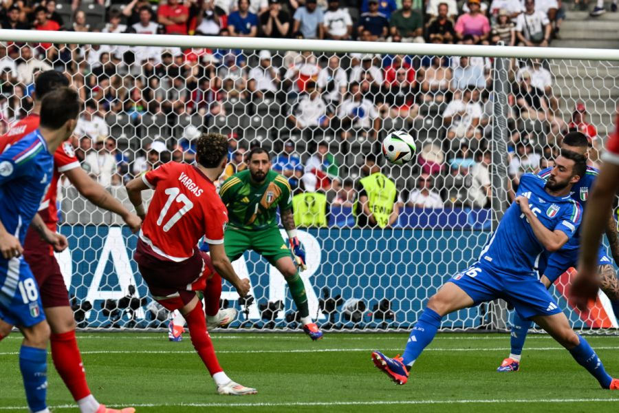 Chấm điểm Thuỵ Sĩ vs Ý vòng 1/8 EURO 2024: Nhạt nhoà sắc xanh