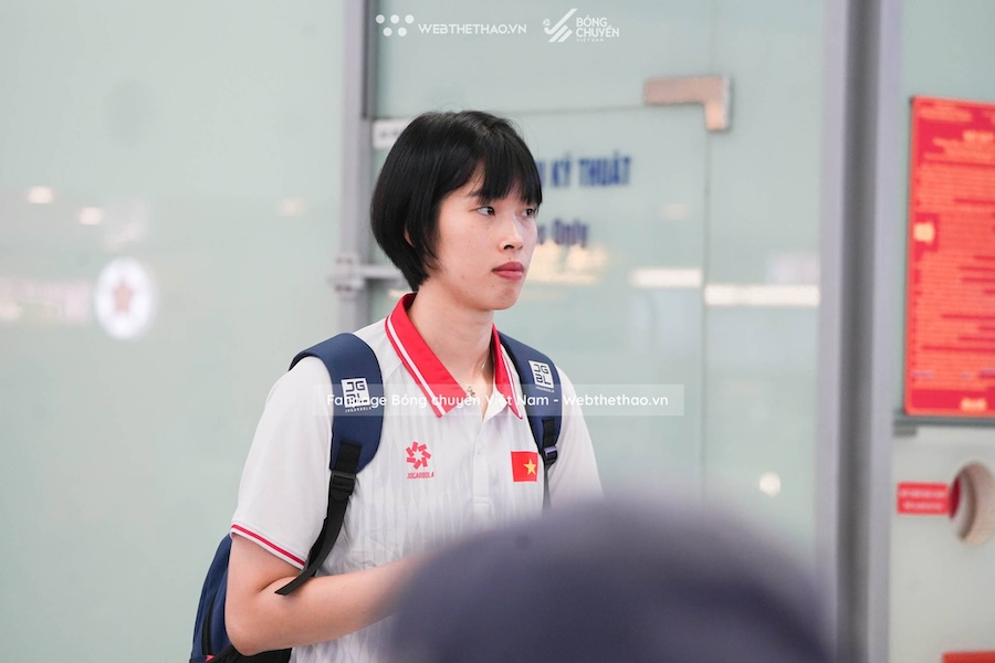 Đội tuyển bóng chuyền nữ Việt Nam khởi hành trong đêm, sẵn sàng cho FIVB Challenger Cup