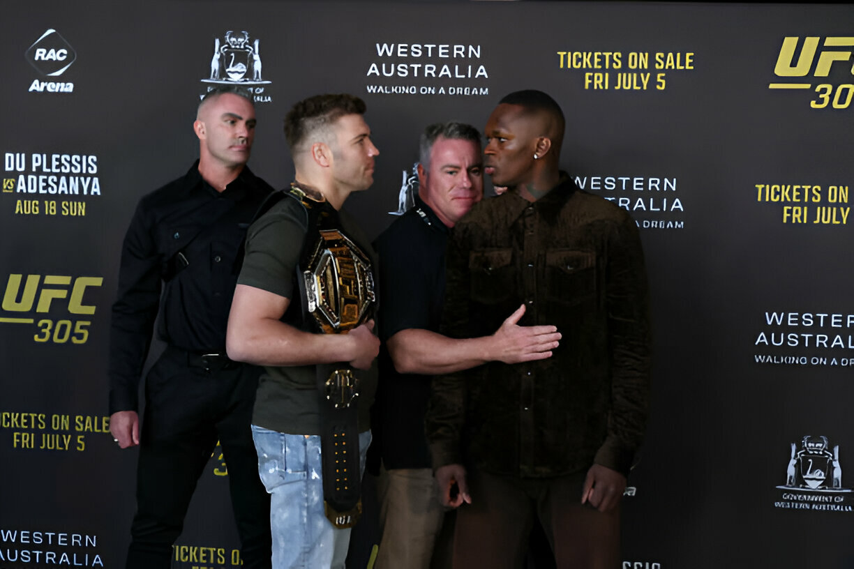 Dricus Du Plessis: Hạ Israel Adesanya ở UFC 305 để trở thành vĩ đại nhất