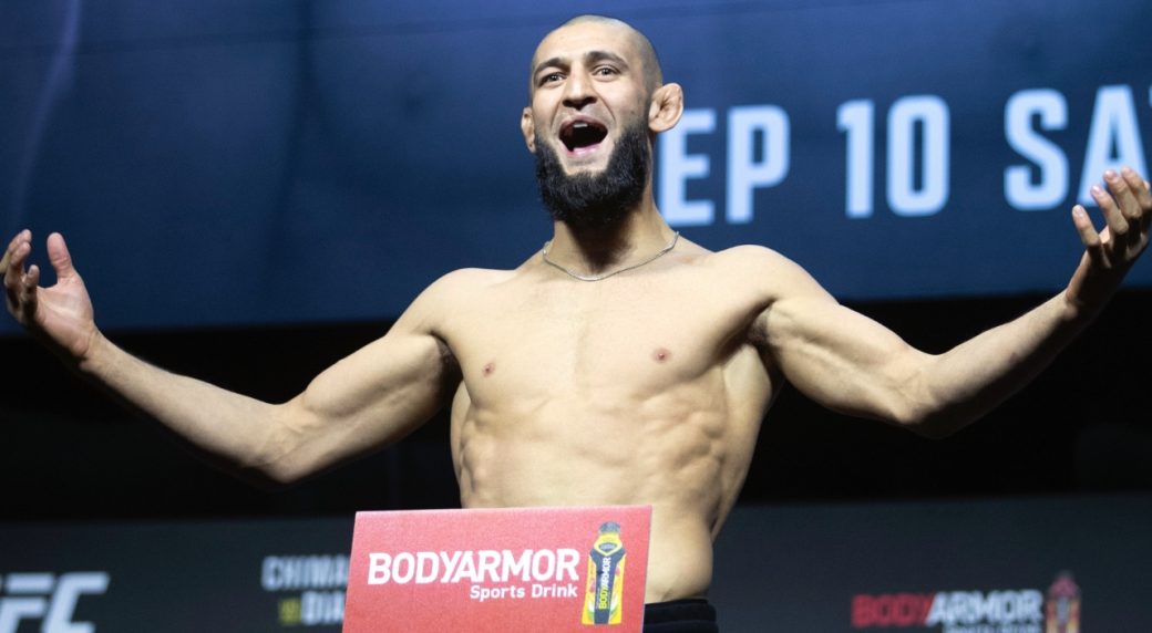 "UFC và chúng ta đang mất thời gian nói về Khamzat Chimaev"