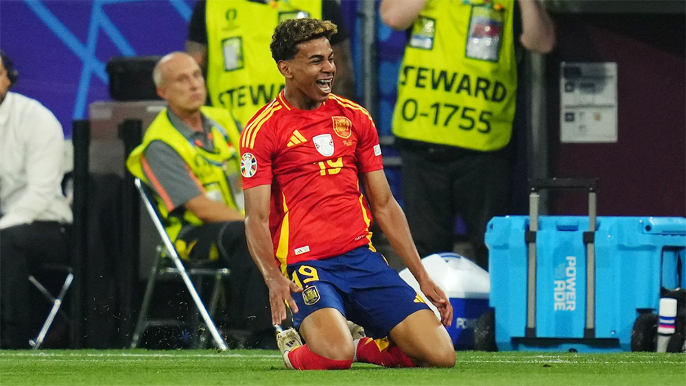 Siêu phẩm của Lamine Yamal vào lưới Pháp tại EURO 2024: Sự trùng hợp đến kỳ lạ