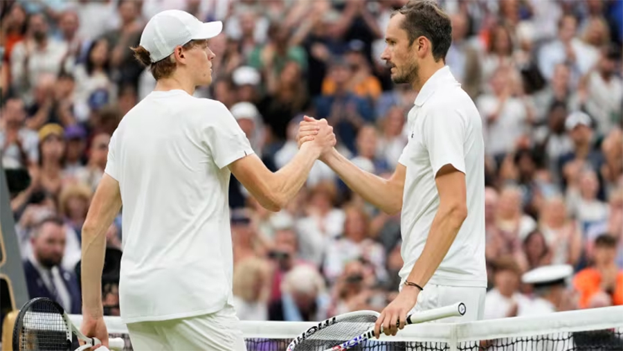 Kết quả tứ kết Wimbledon 2024: Sinner gục ng&atilde; trước Medvedev