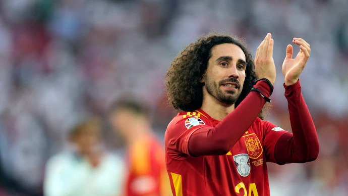Cucurella hứa hẹn chơi sốc với mái tóc đặc biệt nếu Tây Ban Nha vô địch EURO