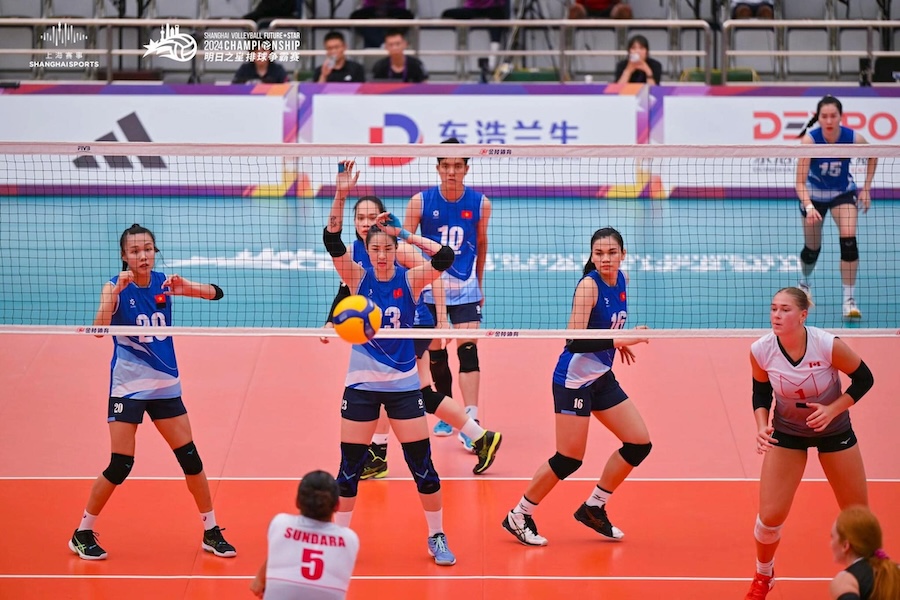 Đội tuyển b&oacute;ng chuyền nữ Việt Nam thắng kịch t&iacute;nh ng&agrave;y ra qu&acirc;n c&uacute;p Future Star