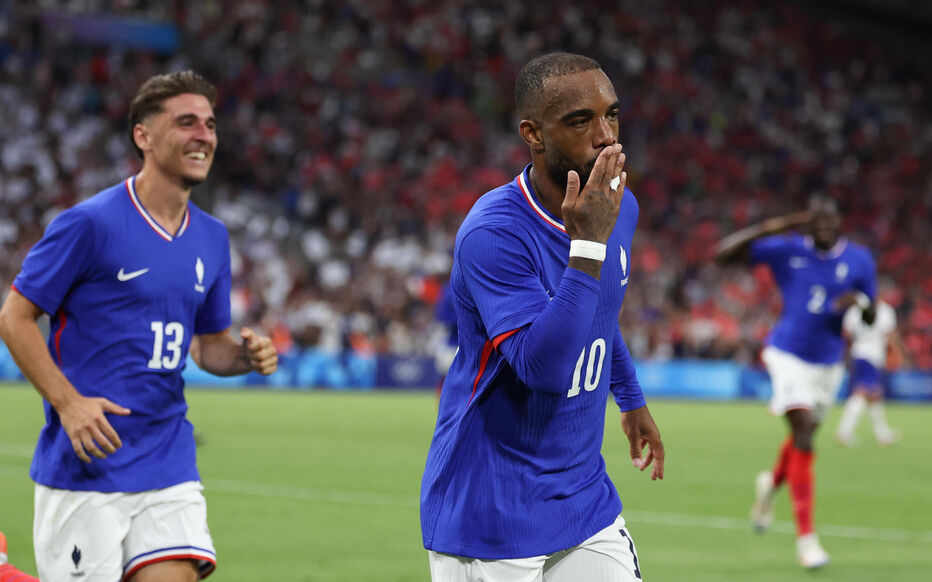 Đội hình dự kiến Pháp vs Guinea: Niềm hy vọng vào thủ lĩnh Lacazette
