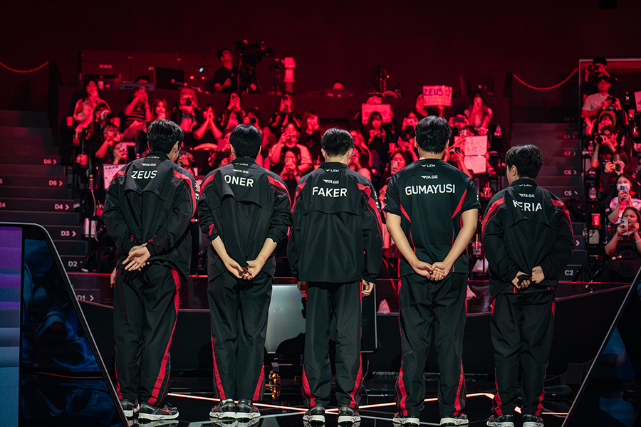 Đánh bại T1 lần thứ 11 liên tiếp, GEN tiến thẳng vào vòng 2 Playoffs LCK Mùa Hè 2024