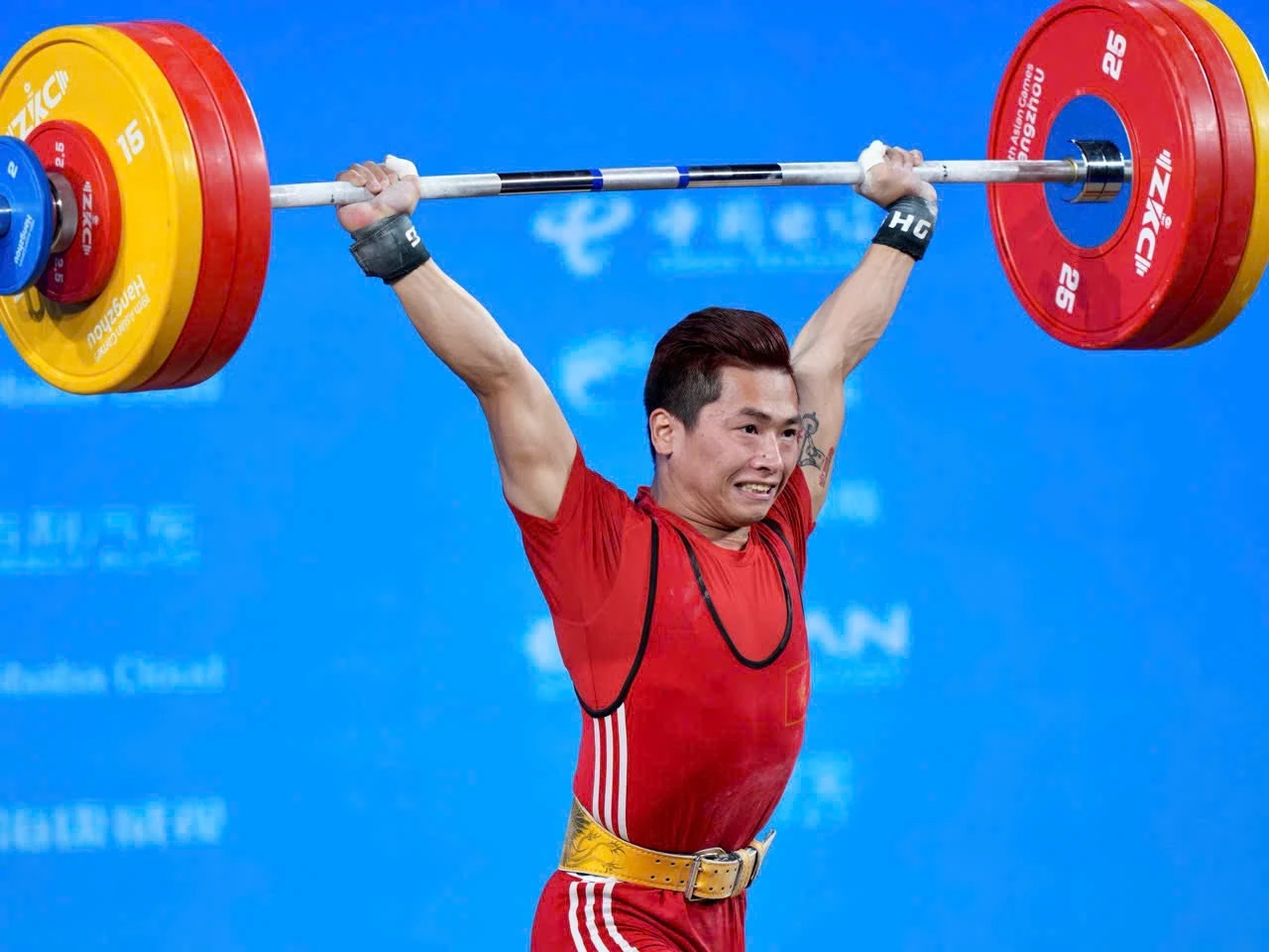 Trịnh Văn Vinh chốt mức tạ đăng ký nuôi hy vọng huy chương Olympic Paris 2024?