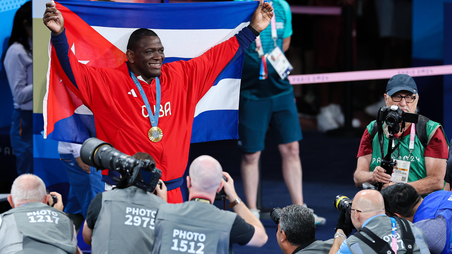 Đô vật Mijain Lopez lập kỷ lục vô địch liên tiếp 5 lần tại Olympic 2024