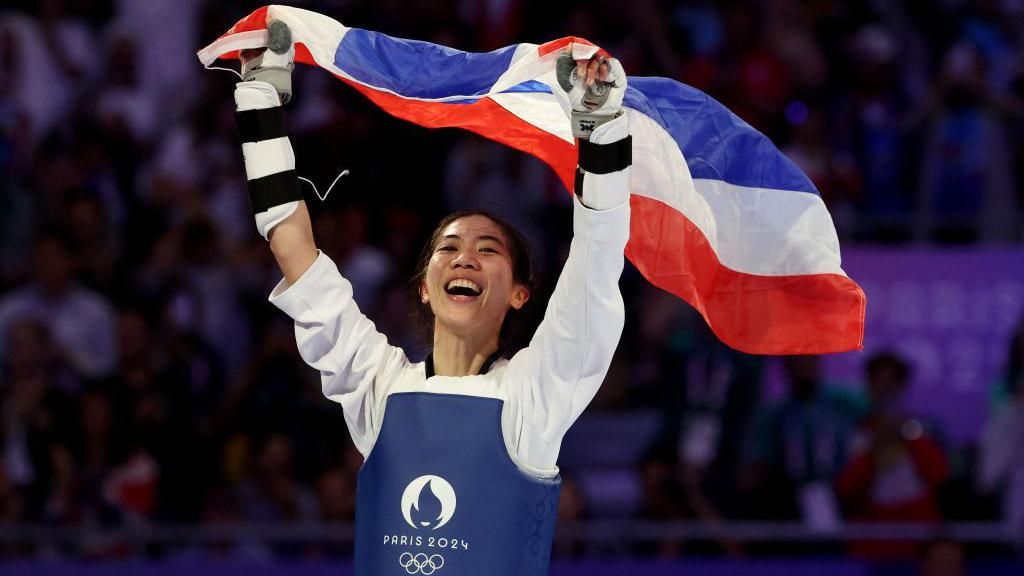 Trong một đêm, Thái Lan có cả huy chương vàng, bạc và đồng Olympic 2024 Trong một đêm, Thái Lan có cả huy chương vàng, bạc và đồng Olympic 2024