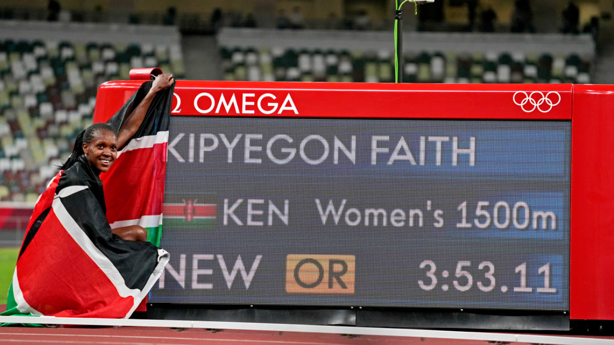 Faith Kipyegon đi vào lịch sử điền kinh Olympic 1 năm sau khi tranh tài cùng Nguyễn Thị Oanh Faith Kipyegon đi vào lịch sử điền kinh Olympic 1 năm sau khi tranh tài cùng Nguyễn Thị Oanh