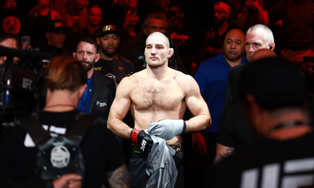 Sean Strickland được hứa tranh đai sau UFC 305, Whittaker - Chimaev vẫn có cơ hội