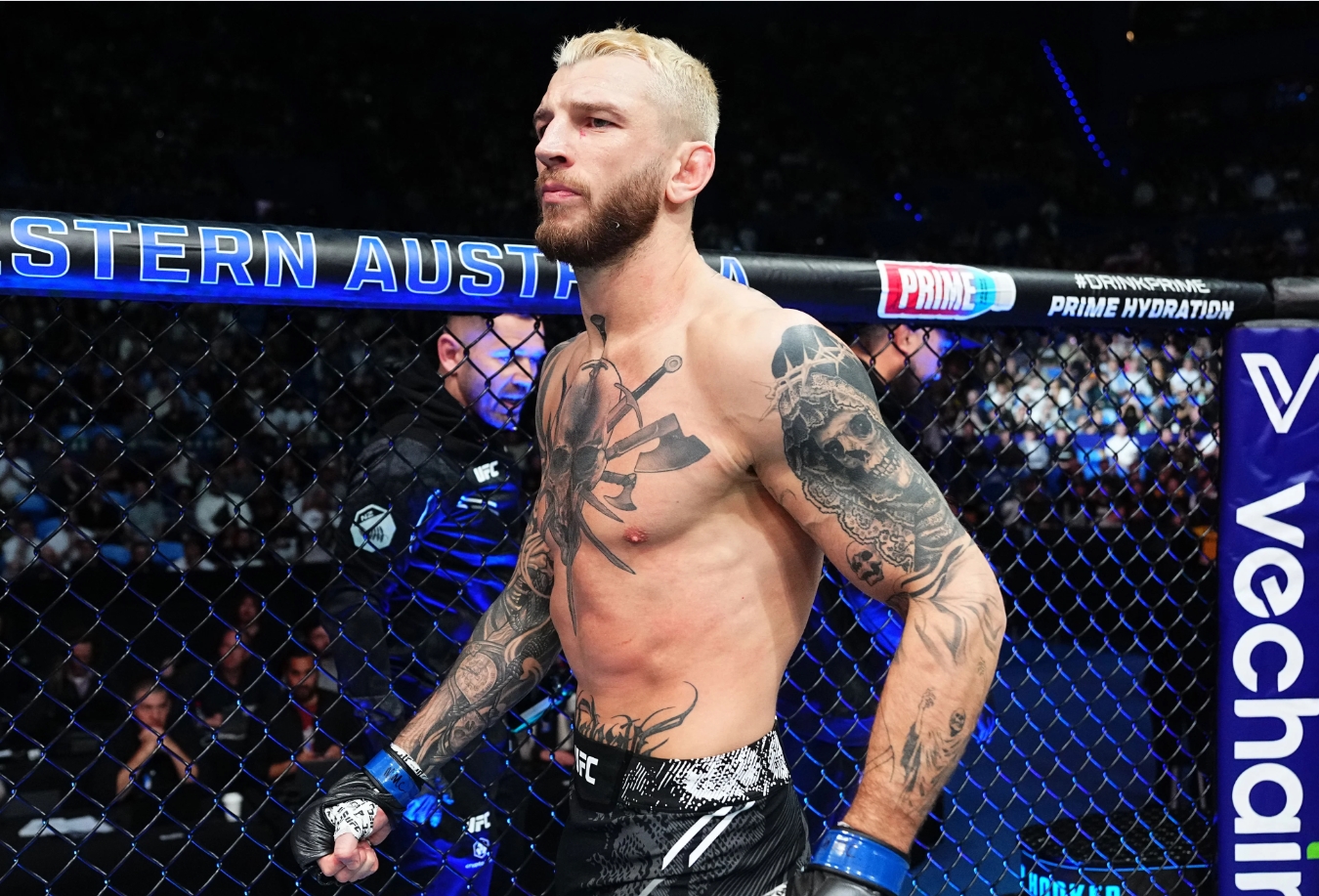 Dan Hooker tiết lộ UFC muốn lên lịch đấu với Charles Oliveira