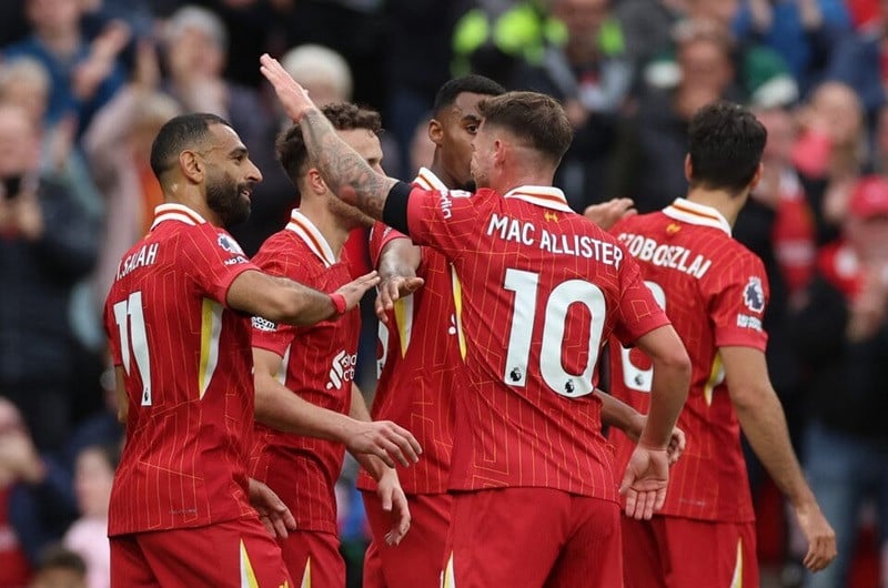 Đội hình ra sân MU vs Liverpool: Zirkzee đá chính, Chiesa chưa sẵn sàng