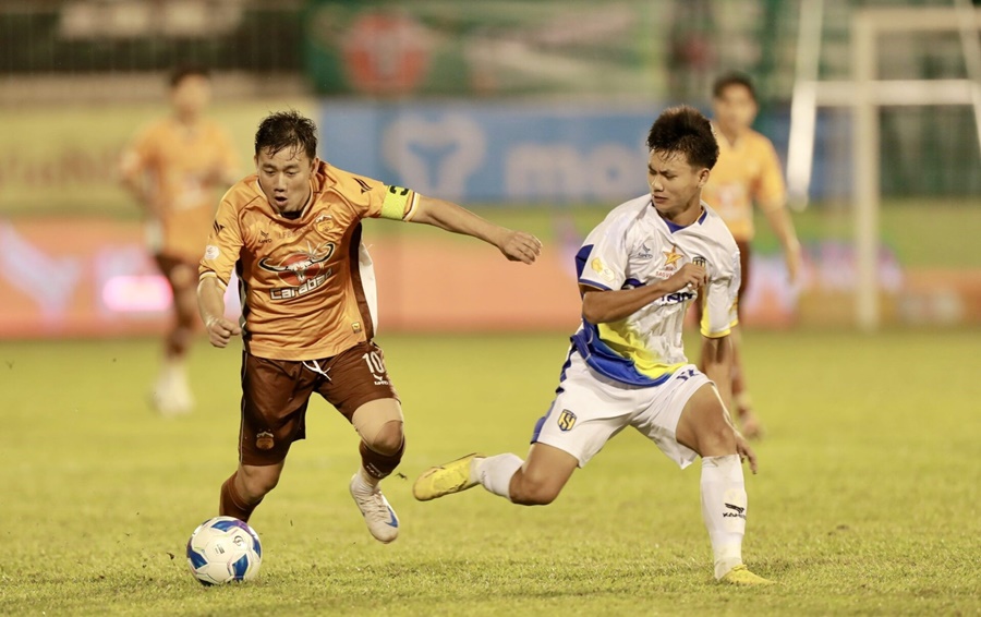 Kết quả b&oacute;ng đ&aacute; V.League 2024/25 v&ograve;ng 3 h&ocirc;m nay mới nh&acirc;́t