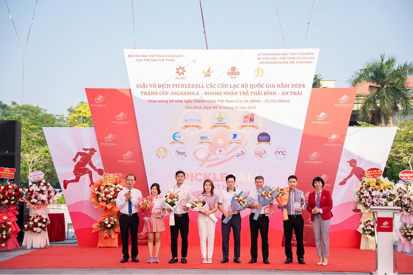 Hơn 300 VĐV tranh tài tại Giải Vô địch Pickleball các CLB Quốc gia 2024 Cúp Jogarbola Hơn 300 VĐV tranh tài tại Giải Vô địch Pickleball các CLB Quốc gia 2024 Cúp Jogarbola