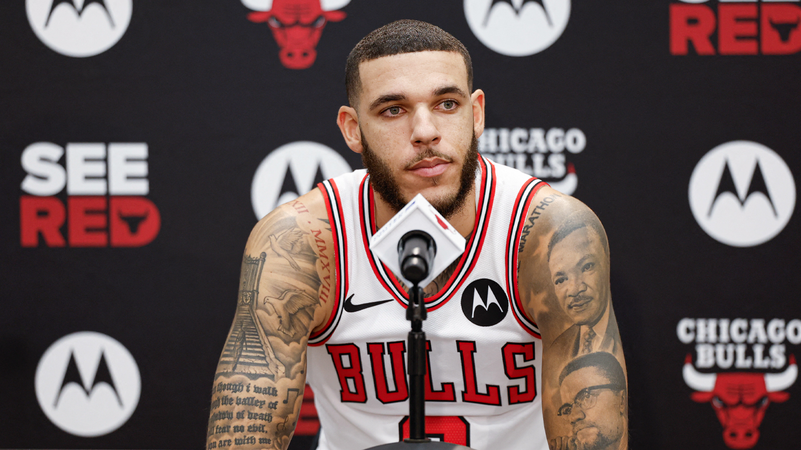Sau 1000 ngày và ca mổ chưa từng có tiền lệ ở NBA, Lonzo Ball ấn định ngày tái xuất Sau 1000 ngày và ca mổ chưa từng có tiền lệ ở NBA, Lonzo Ball ấn định ngày tái xuất