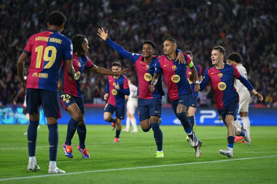 Brazil lần đầu tiên có 2 hat-trick ở một vòng đấu Champions League