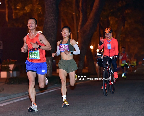 Kỷ lục gia Nguyễn Thị Oanh: "Đường chạy 21 km Viettel Marathon Hà Nội giúp VĐV và runners sải bước đến thành tích tốt""