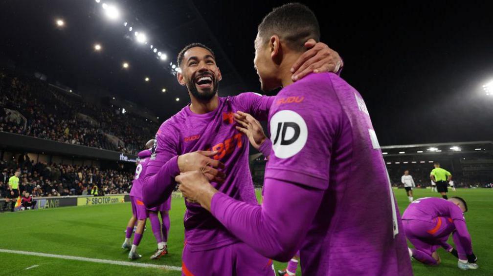 Dự đoán Everton vs Wolves, 2h30 ngày 5/12, Ngoại hạng Anh 2024/25