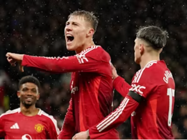 Nhận định bóng đá Viktoria Plzen vs MU: Khó khăn chồng chất
