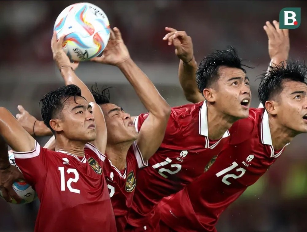 Tuyển Việt Nam tìm cách hóa giải vũ khí ném biên của Indonesia