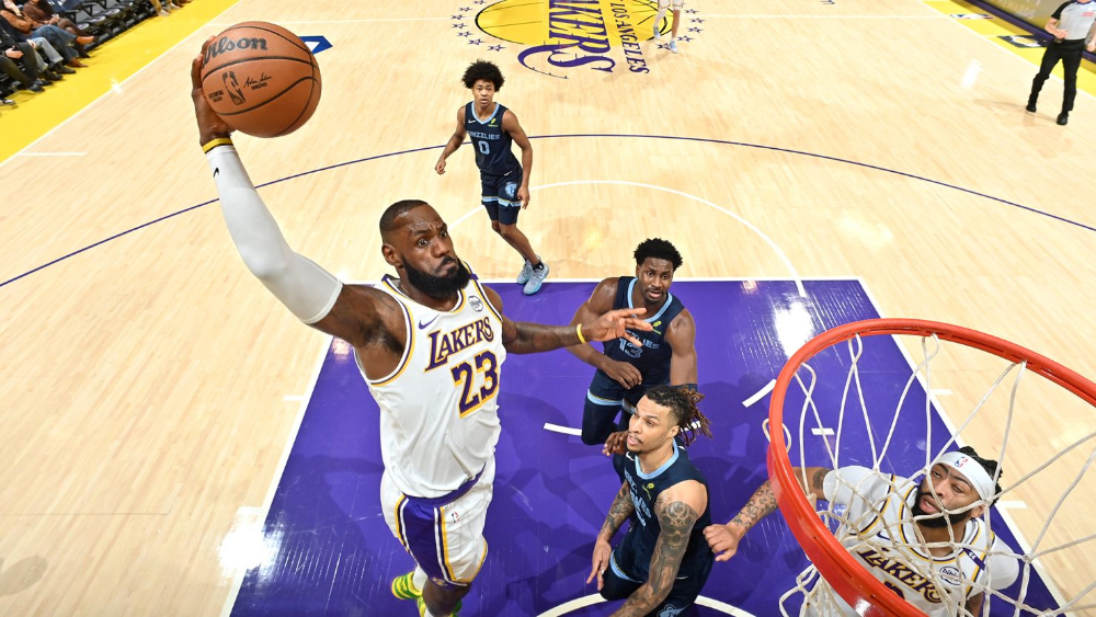 Hé lộ lý do LeBron James “biến mất” trong 7 ngày rồi tái xuất mạnh mẽ cùng Los Angeles Lakers Hé lộ lý do LeBron James “biến mất” trong 7 ngày rồi tái xuất mạnh mẽ cùng Los Angeles Lakers
