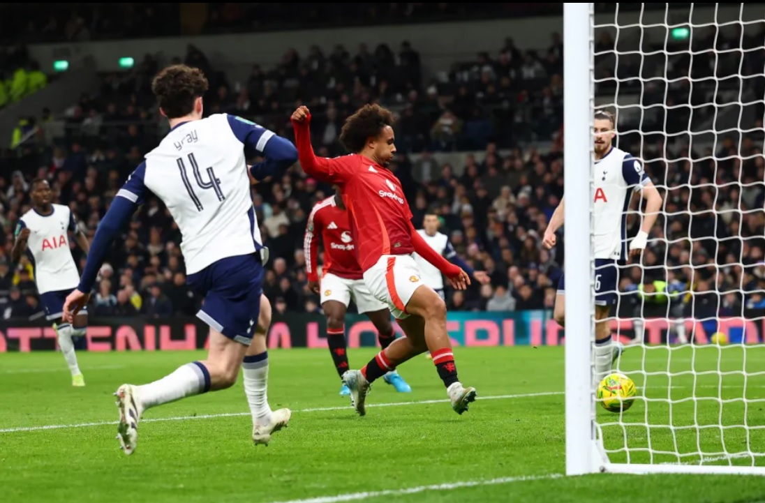 Tottenham loại MU và tạo nên đại chiến ở bán kết Cúp Liên đoàn