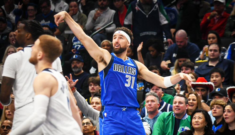 Klay Thompson vượt mặt 