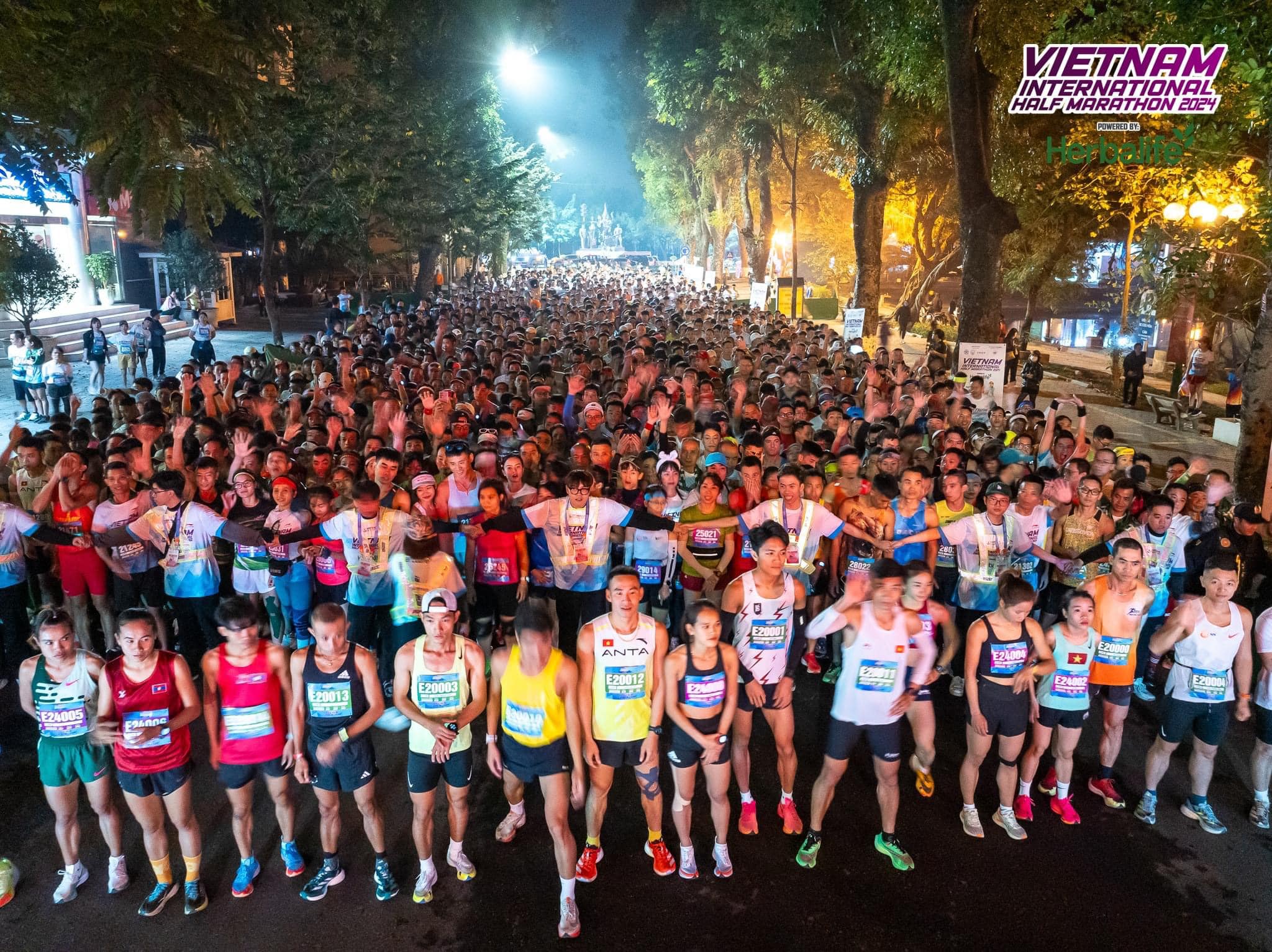 Vietnam International Half Marathon 2025 powered by Herbalife hướng đến cộng đồng, nâng cao chất lượng sống Vietnam International Half Marathon 2025 powered by Herbalife hướng đến cộng đồng, nâng cao chất lượng sống