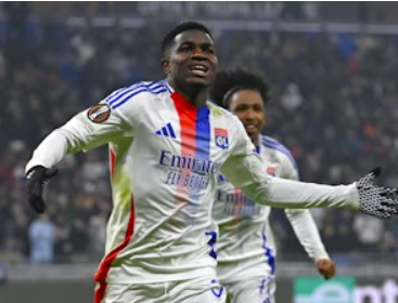 Nhận định bóng đá Fenerbahce vs Lyon: Hạ sát mãnh sư