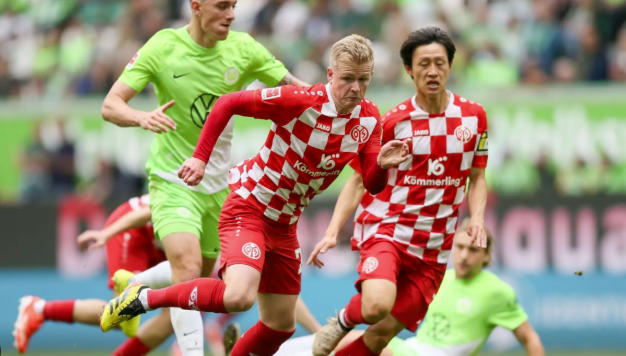 Nhận định bóng đá Wolfsburg vs Holstein Kiel: Niềm tin vào Bầy sói