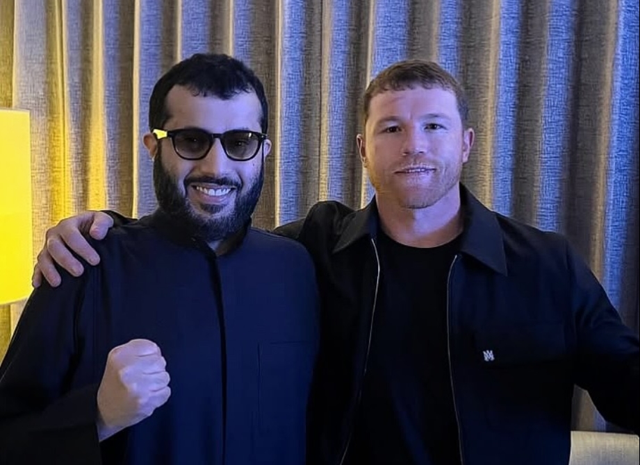 Canelo thực sự đang theo kế hoạch nào với Crawford và Jake Paul?