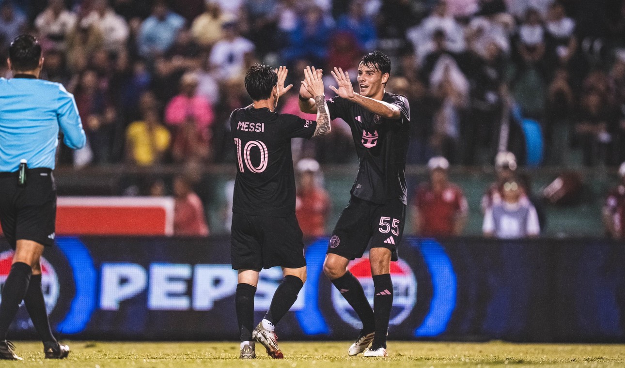 Messi ghi bàn và lập cú đúp kiến tạo trong trận giao hữu cuối cùng của Inter Miami