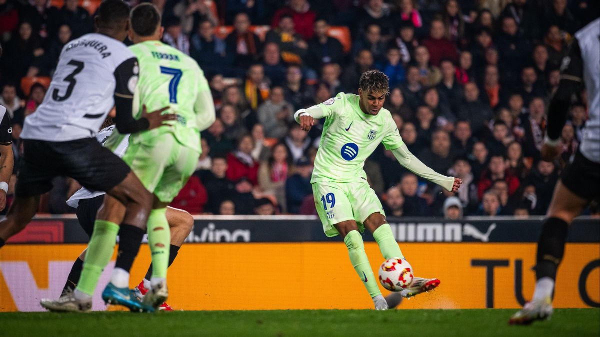 Tỷ lệ bóng đá trận Sevilla vs Barcelona, 3h00 ngày 10/2, La Liga