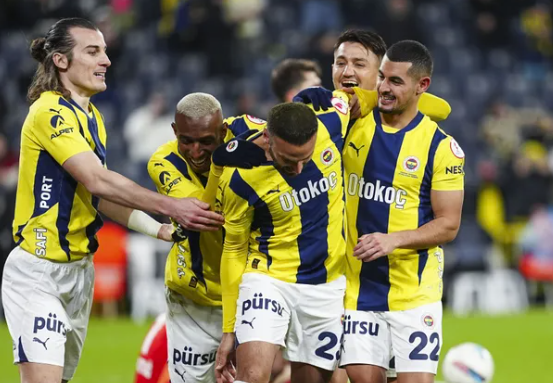 Nhận định bóng đá Fenerbahce vs Anderlecht: "Người đặc biệt" trổ tài
