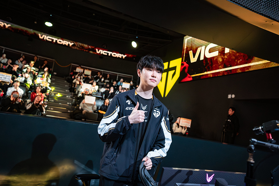 Kết quả DK vs GEN LCK Cup 2025: Showmaker tiếp tục "ôm hận" trước Chovy